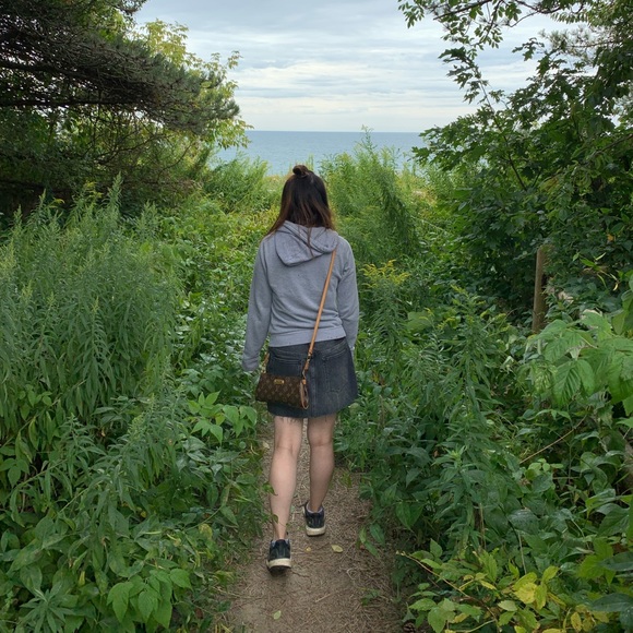 Meet your Posher, Katie - Picture 1 of 1